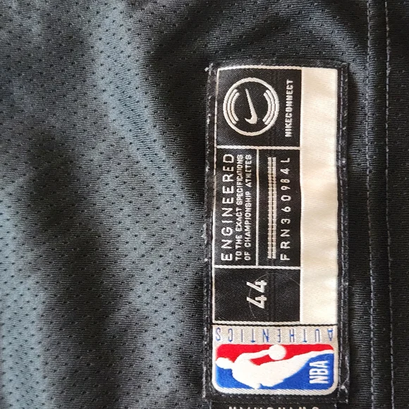 Houston Basketball Jersey - Picture 2 of 4